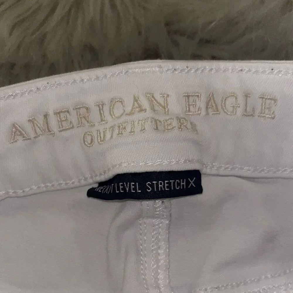 American Eagle White NE(X)T Level Stretch X Jeggings